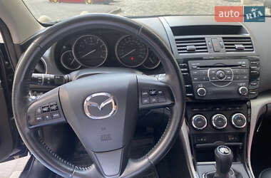 Седан Mazda 6 2011 в 
