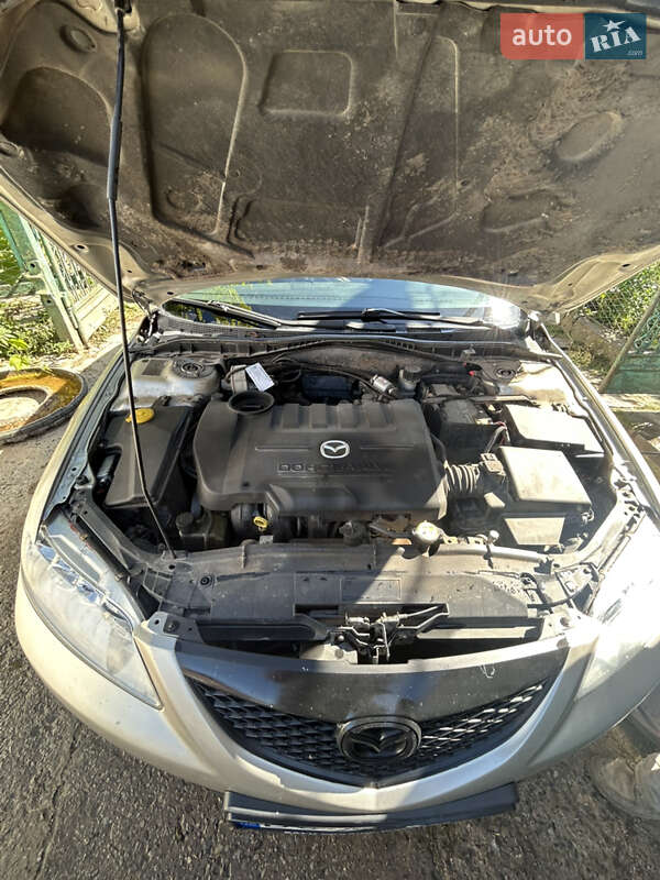 Лифтбек Mazda 6 2004 в Волочиске