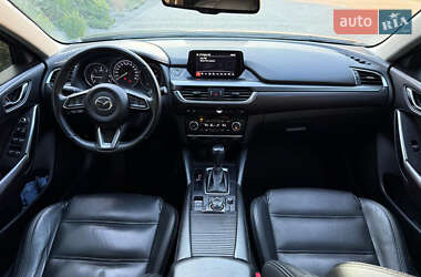 Седан Mazda 6 2018 в 