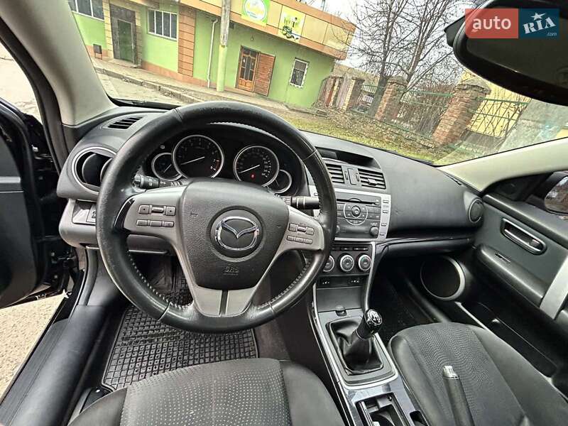 Седан Mazda 6 2009 в Николаеве