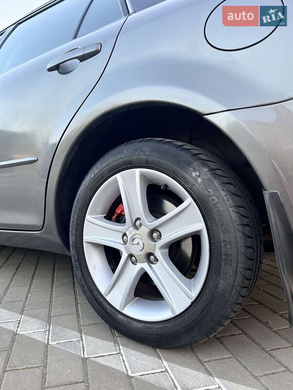 Универсал Mazda 6 2005 в Луцке