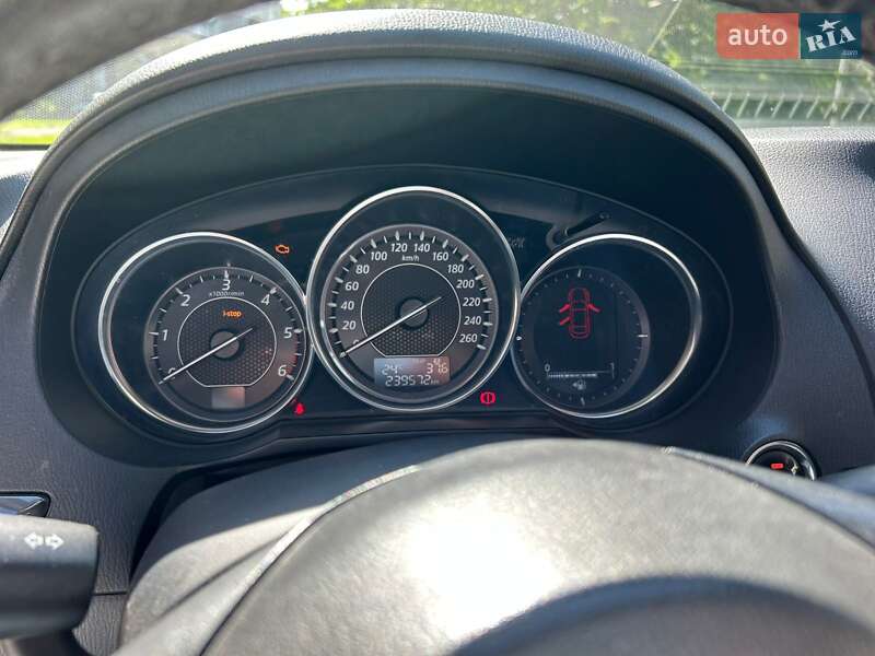 Седан Mazda 6 2013 в Хмельницком