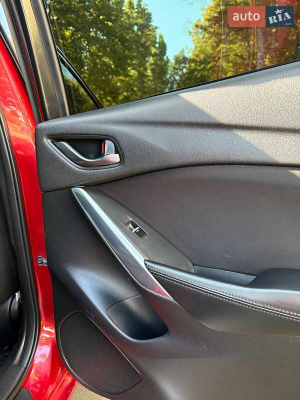 Седан Mazda 6 2015 в Кременчуге