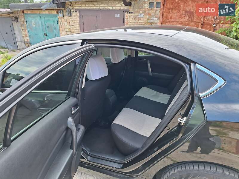 Седан Mazda 6 2008 в Вышгороде