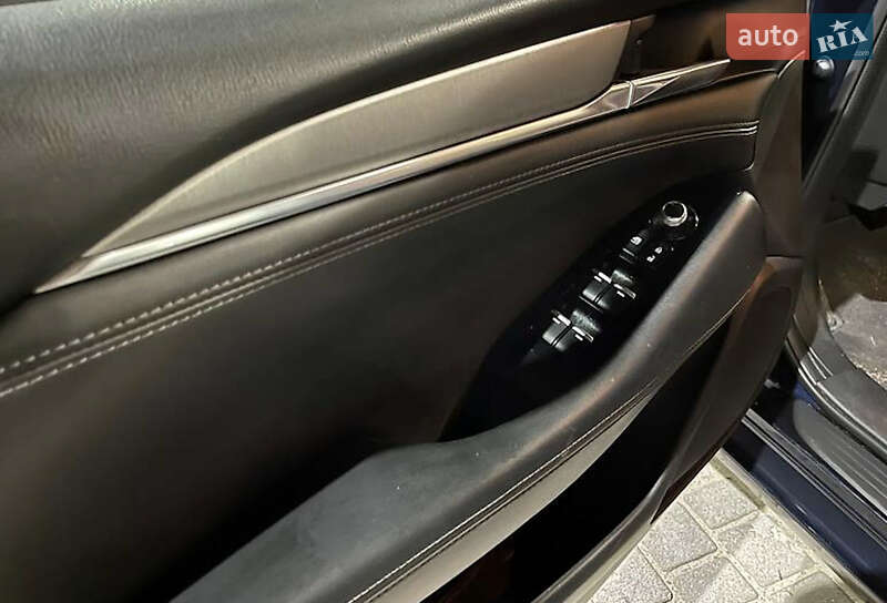 Седан Mazda 6 2018 в Днепре