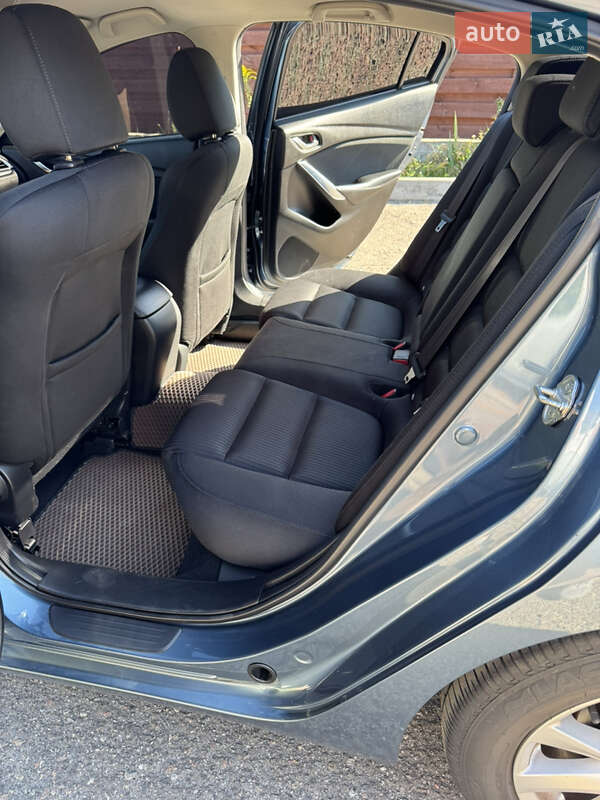 Седан Mazda 6 2014 в Киеве