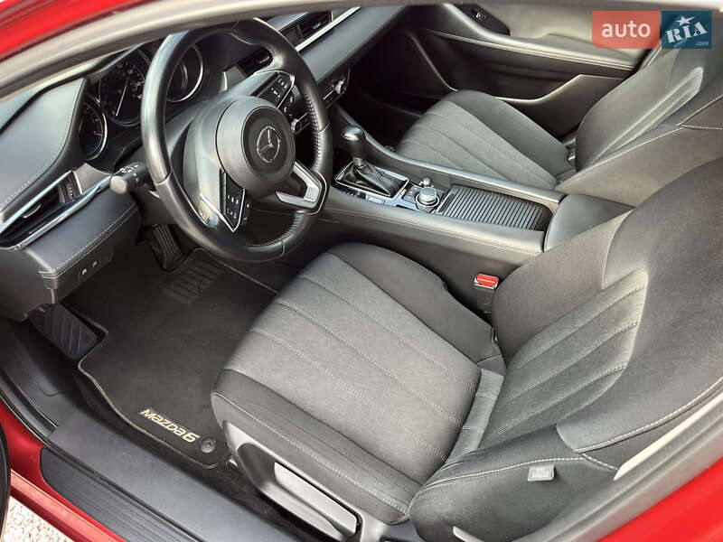 Седан Mazda 6 2019 в Новомосковске