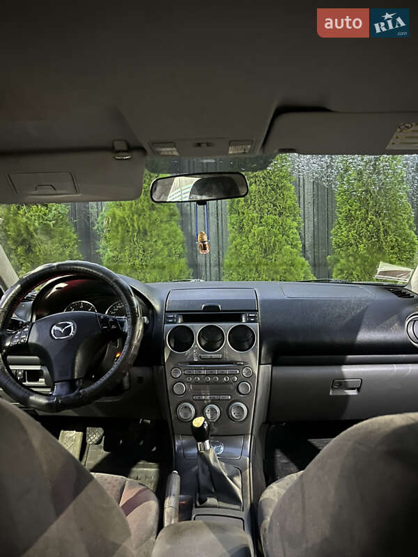Седан Mazda 6 2003 в Коростене
