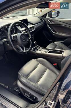 Седан Mazda 6 2017 в 