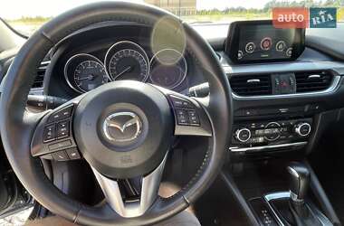 Седан Mazda 6 2015 в 