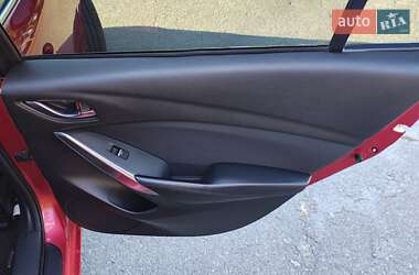 Седан Mazda 6 2017 в 