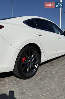 Седан Mazda 6 2015 в 