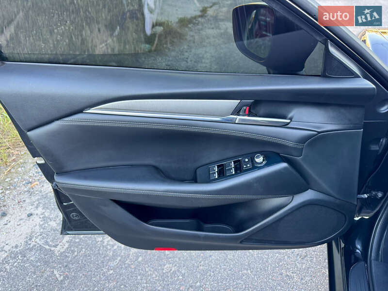 Седан Mazda 6 2018 в Киеве