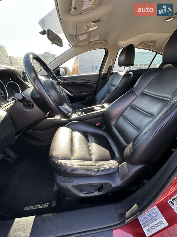 Седан Mazda 6 2015 в Запорожье