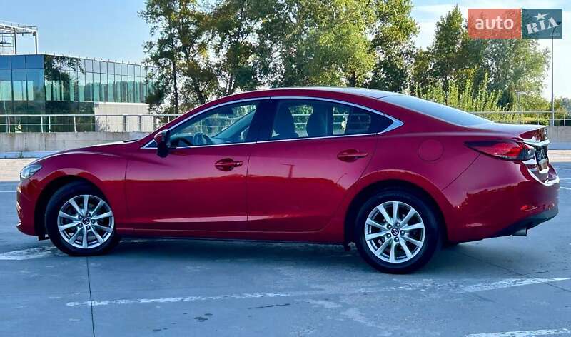 Седан Mazda 6 2016 в Киеве