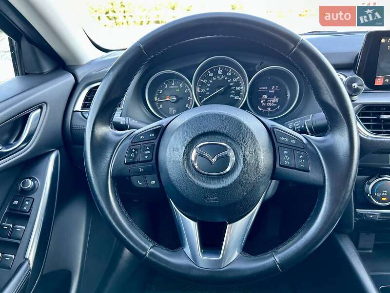 Седан Mazda 6 2016 в Киеве