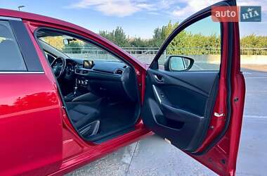 Седан Mazda 6 2016 в Киеве