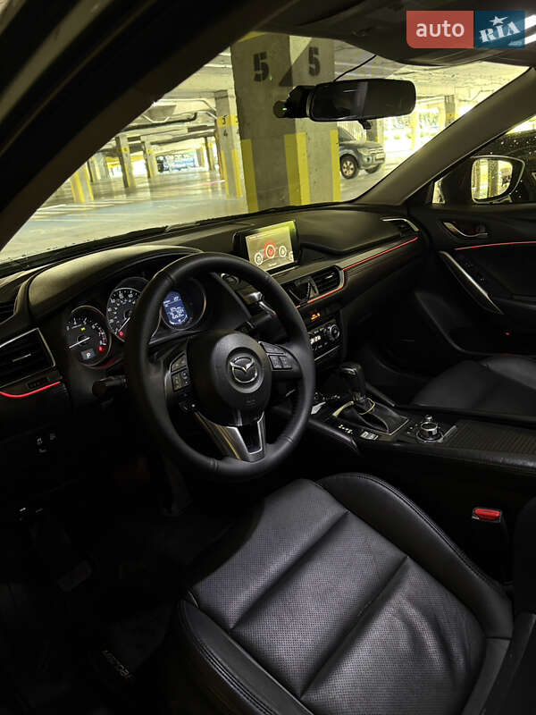 Седан Mazda 6 2016 в Львове