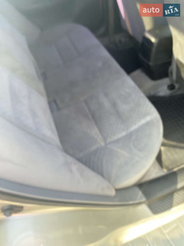 Седан Mazda 6 2005 в Дніпрі