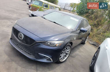 Седан Mazda 6 2016 в 