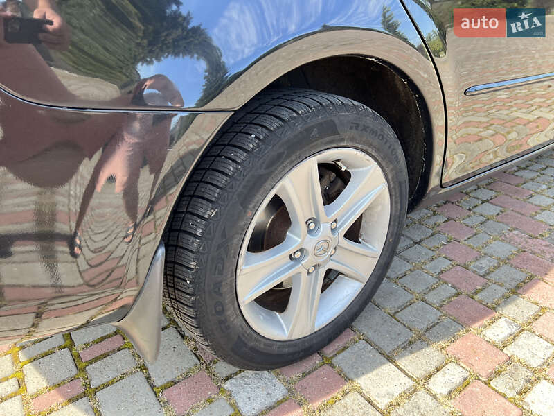Седан Mazda 6 2006 в Мостиске