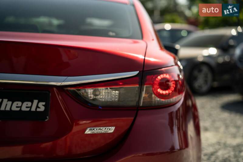 Седан Mazda 6 2017 в Черновцах
