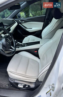 Седан Mazda 6 2016 в 
