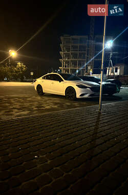 Седан Mazda 6 2016 в 
