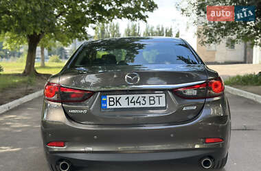 Седан Mazda 6 2016 в 