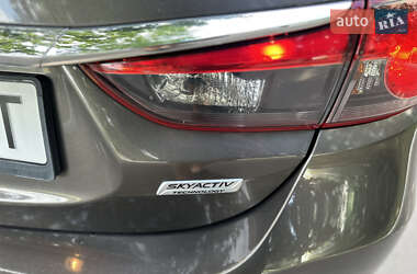 Седан Mazda 6 2016 в 