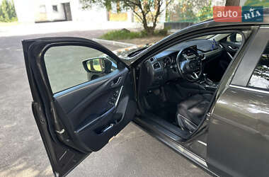 Седан Mazda 6 2016 в 