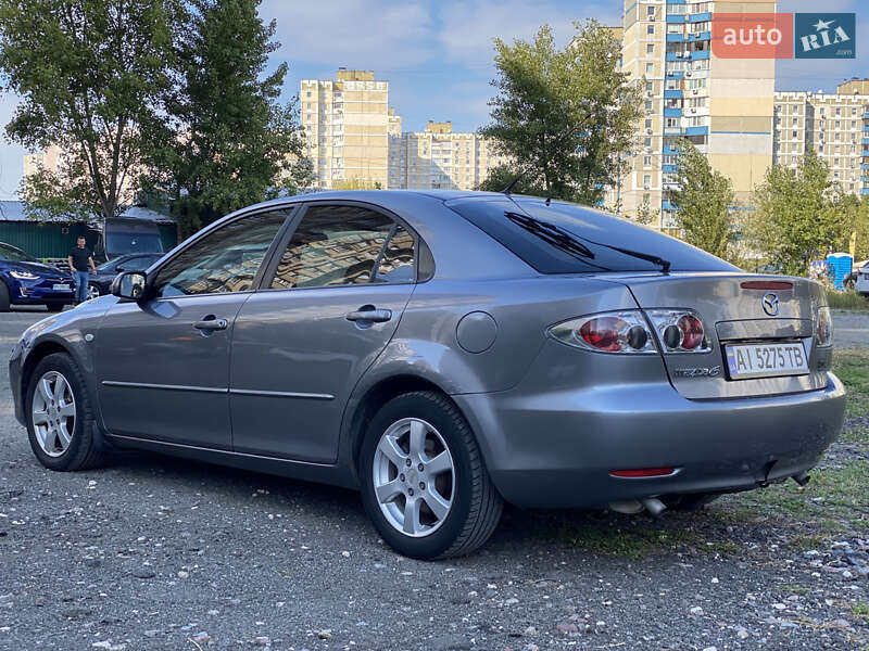Лифтбек Mazda 6 2004 в Киеве