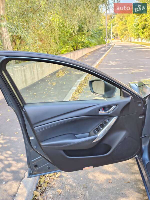 Седан Mazda 6 2017 в Киеве