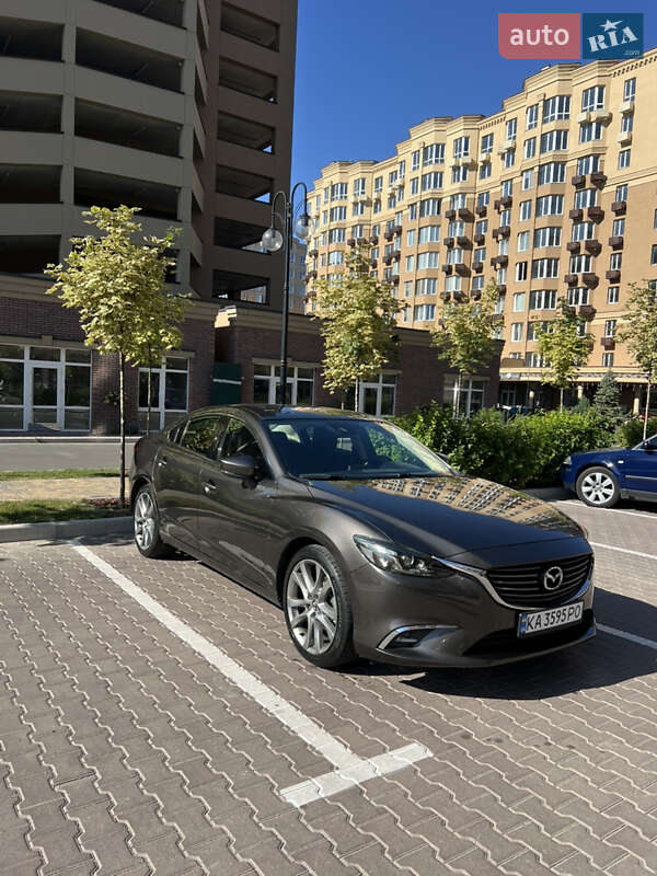 Седан Mazda 6 2016 в Киеве