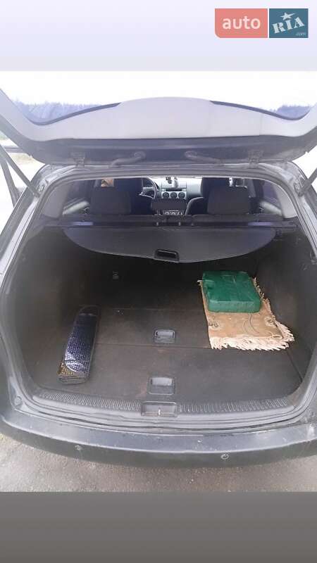 Универсал Mazda 6 2004 в Луцке