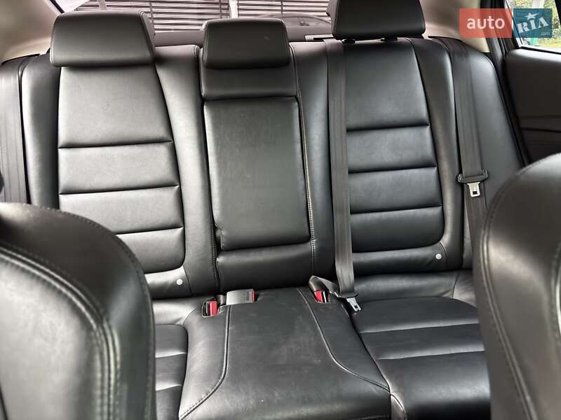 Седан Mazda 6 2014 в Хмельницком