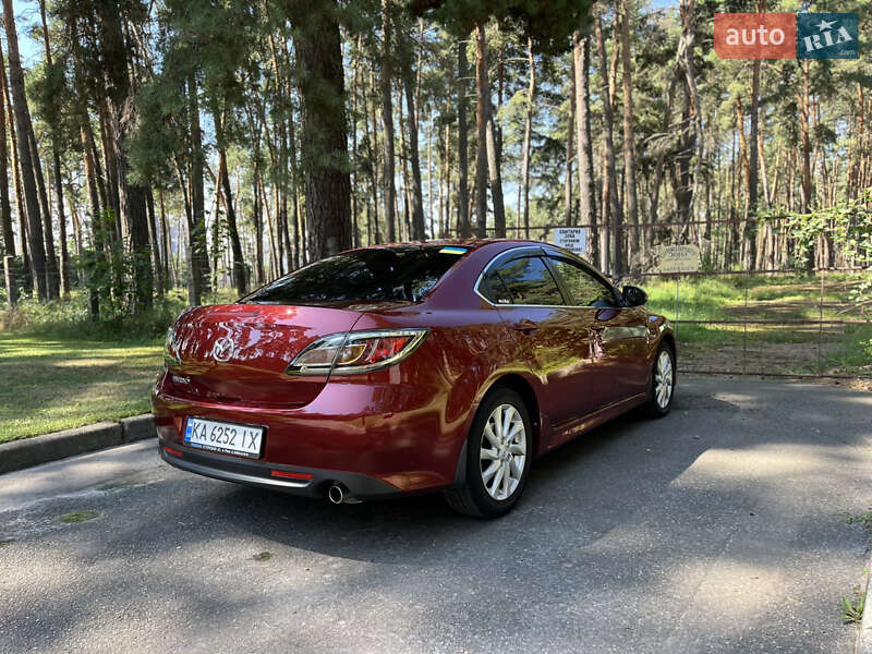 Седан Mazda 6 2011 в Чернигове