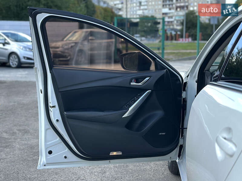 Седан Mazda 6 2014 в Шептицькому