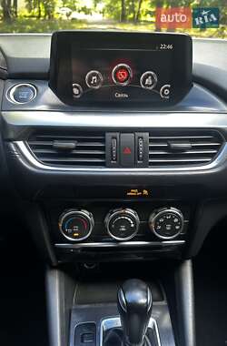 Седан Mazda 6 2017 в 