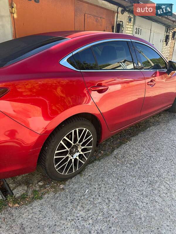 Седан Mazda 6 2016 в Киеве