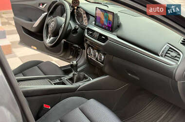 Седан Mazda 6 2015 в 