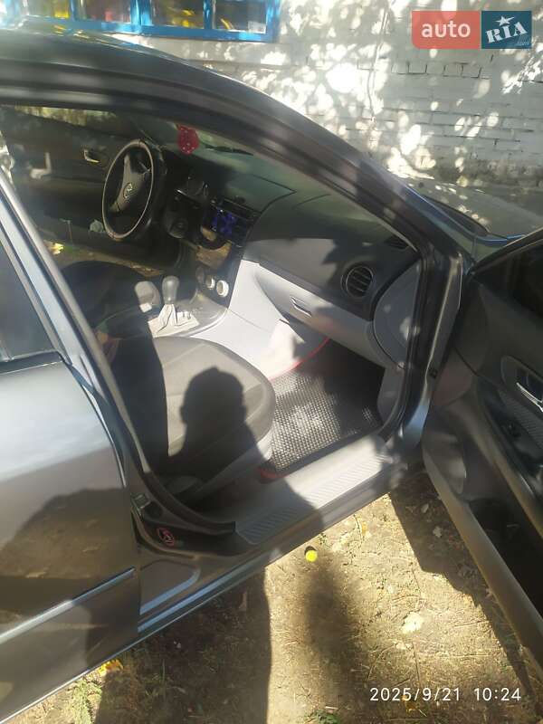 Седан Mazda 6 2004 в Апостолово фото 5 Седан Mazda 6 2004 в Апостолово