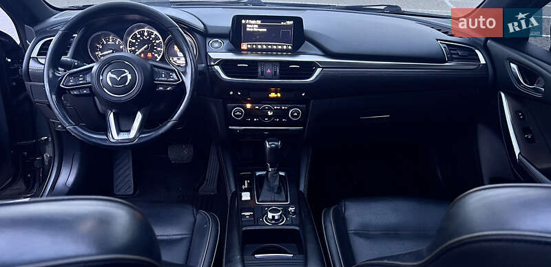 Седан Mazda 6 2017 в Львове