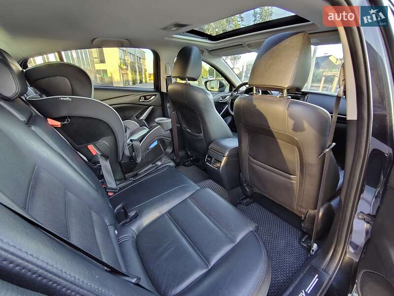 Седан Mazda 6 2014 в Виннице