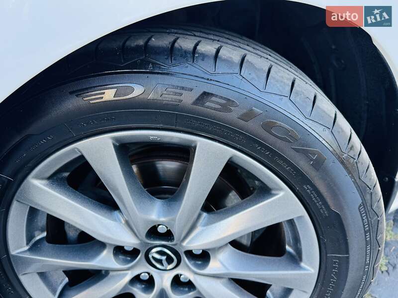 Седан Mazda 6 2016 в Киеве