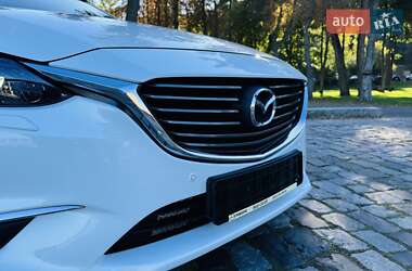 Седан Mazda 6 2016 в 