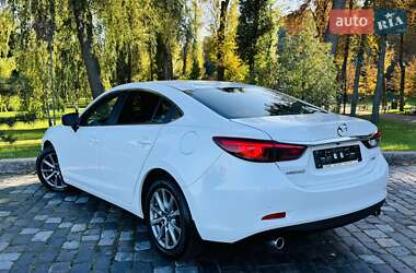 Седан Mazda 6 2016 в 