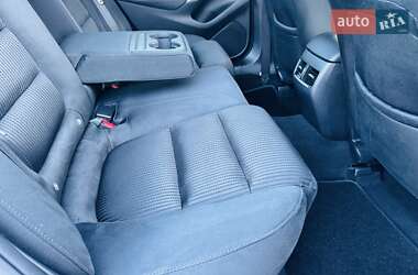 Седан Mazda 6 2016 в 