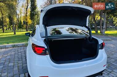 Седан Mazda 6 2016 в 