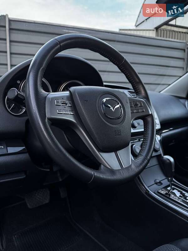 Лифтбек Mazda 6 2009 в Черкассах